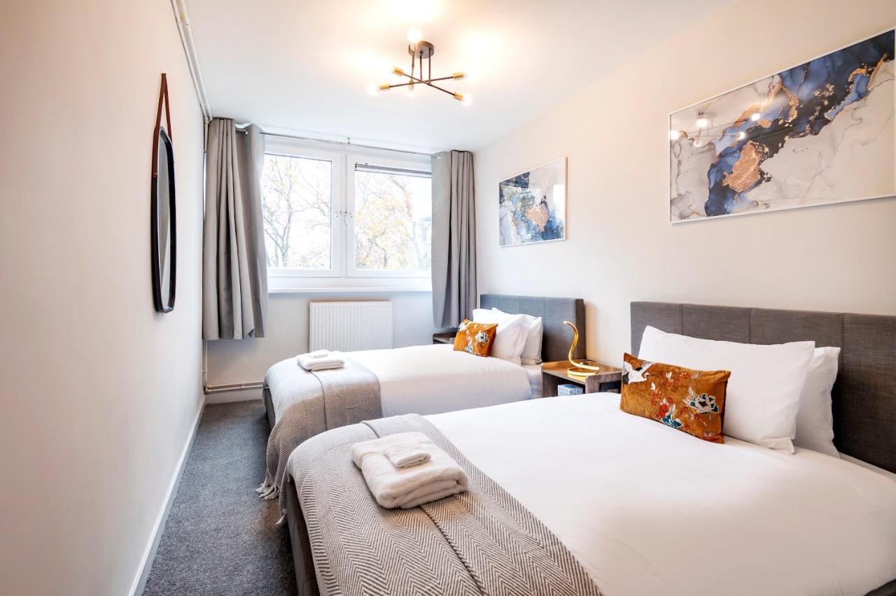 Lovely 4 Bedroom Flat In Wandsworth- Лондон Экстерьер фото